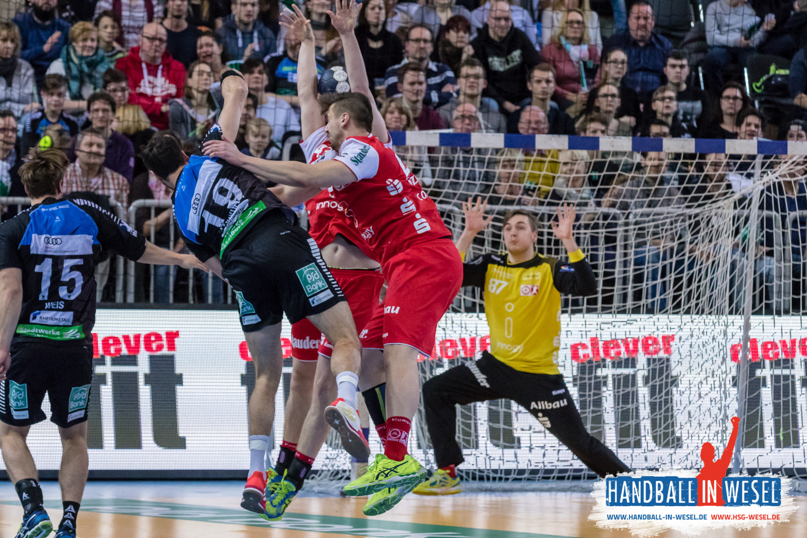 HC Rhein Vikings - TuSEM Essen 32:29 (17:14) / 2.Liga / DKB Hand